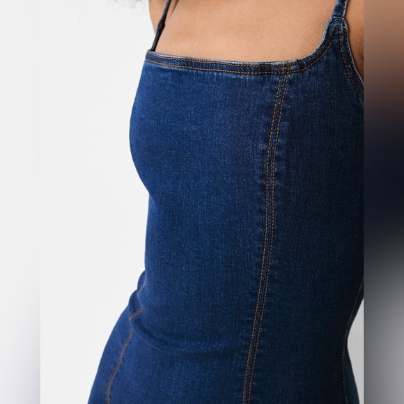 PrettyLittleThing Blue Denim Midi Dress - Picture 6 of 12